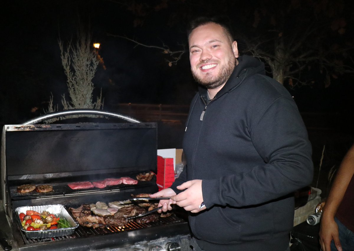fabitweb3's tweet photo. Ayer viví mi primer #AsaDAO en #Denver 🔥 donde prendimos la parrilla con la comunidad latina que vino a @EthereumDenver y los cracks de la Hacker House de @desciworld
📸: @unfarol https://t.co/WKvMV9Tp5l
