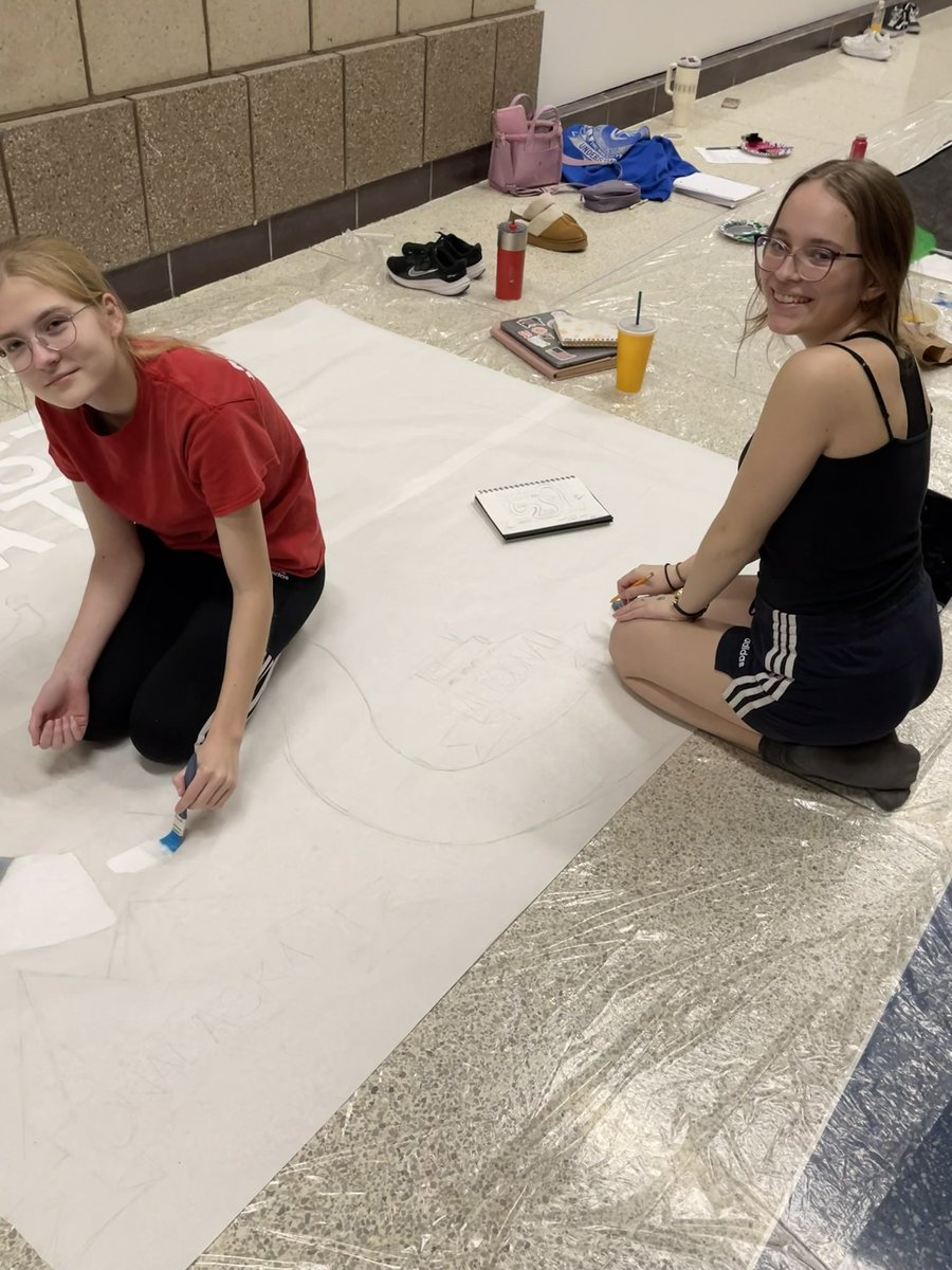 With just five days until Spectacular, our room hosts are hard at work! We cannot wait to host all the amazing groups that will be attending on Saturday!
