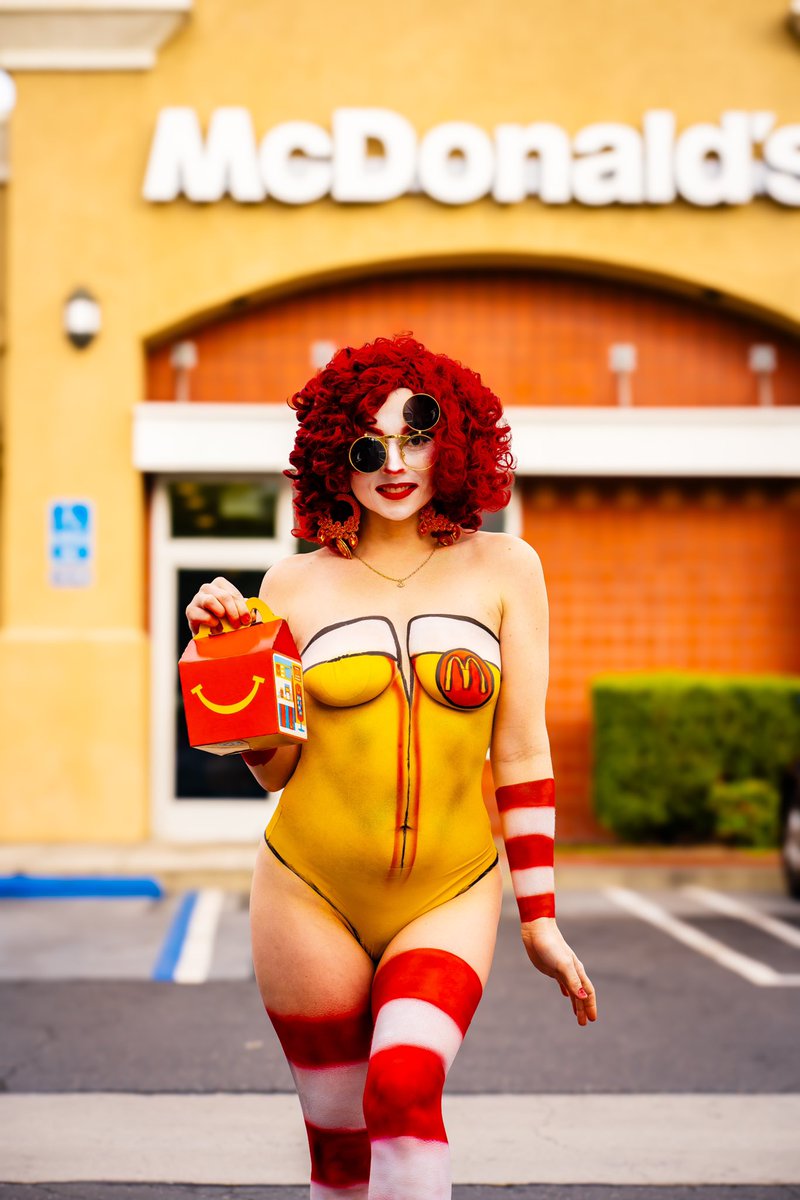 ChandellTolbert's tweet photo. Mrs McDonald’s photoshoot https://t.co/kjbKD7Hlvg