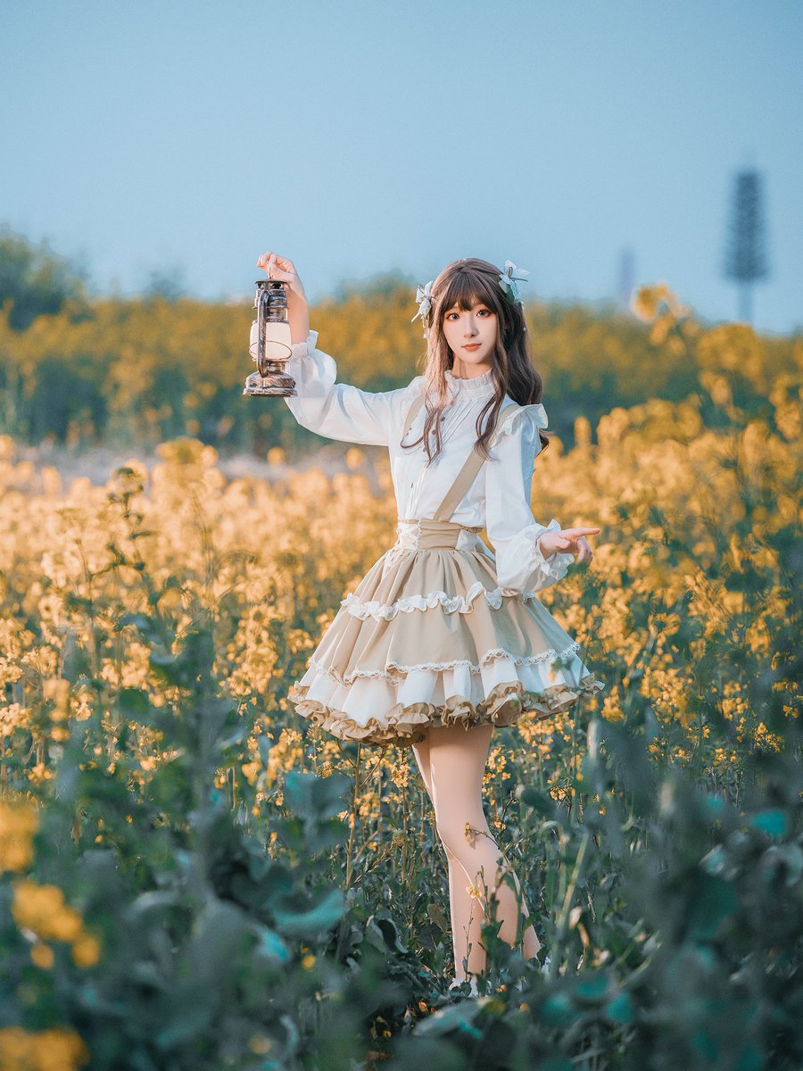 hanfuKFC's tweet photo. 平平淡淡才是���，不玩万花才是好
#剑三 #剑网3  #cosplay #photography https://t.co/sshDKLmA5D