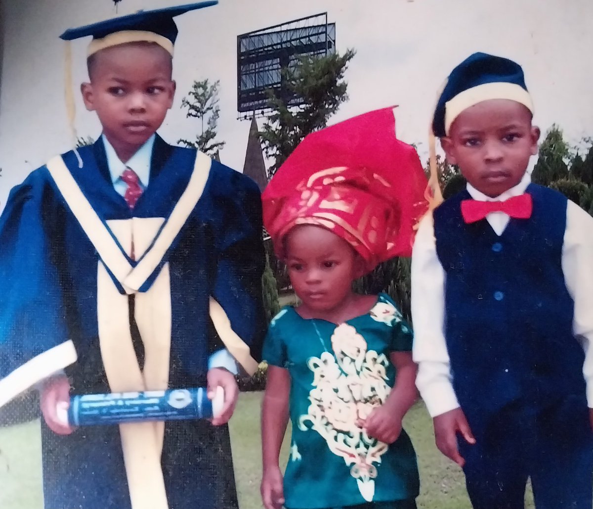 AFROMUSICx's tweet photo. Great Kids https://t.co/8Y1bfYmBsF