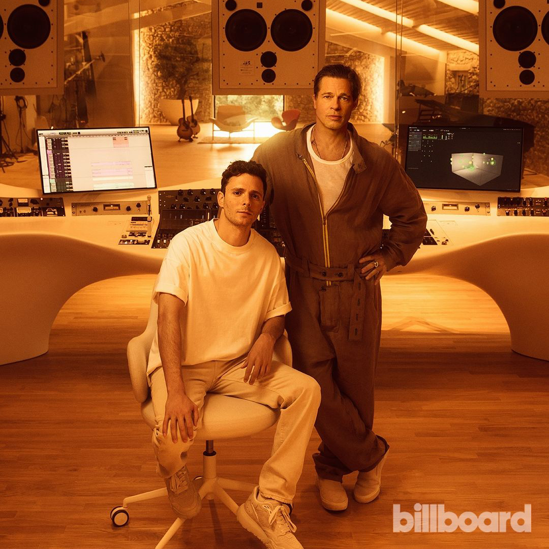 Avid's tweet photo. π At Miraval Studios
π· https://t.co/stA2q8LJwB
#miravalstudios #bradpitt #france #studiolife #billboard #avids6 #musicproduction #daw #protools #avid https://t.co/yTMTAugEoF