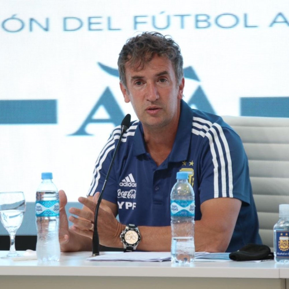 🤦 4 partidos se jugaron hoy y en 3 hubo polémicas
1. El offside inexistente que le cobran a DYJ que detona en la mala anulación del penal.
2. El tremendo penal que no le dan a At. Tucumán en la última jugada.
3. Y, la más debatible, el offside en el 3er gol de Tigre.

Beligoy...