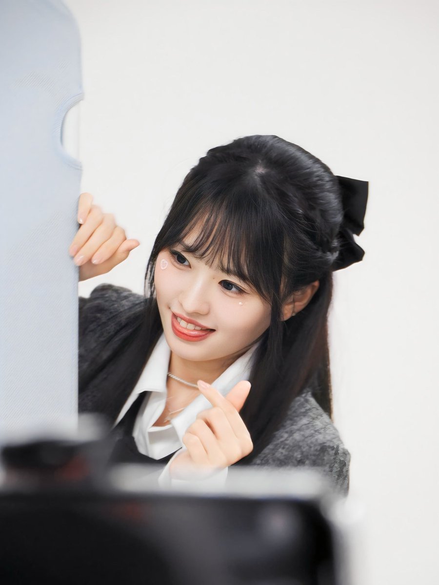 ily_hsn's tweet photo. HAPPY HANA DAY.ᐟ🪽🎀

#HAPPY_HANA_DAY
#HANA #하나 #華ちゃん
#ILY1 #아일리원 https://t.co/NCfQRTYpUY