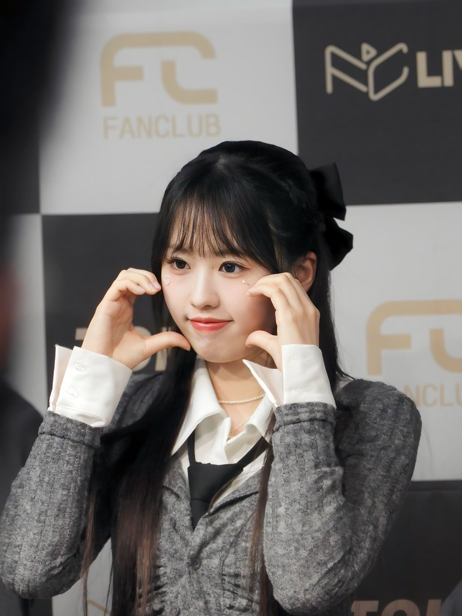 ily_hsn's tweet photo. HAPPY HANA DAY.ᐟ🪽🎀

#HAPPY_HANA_DAY
#HANA #하나 #華ちゃん
#ILY1 #아일리원 https://t.co/NCfQRTYpUY