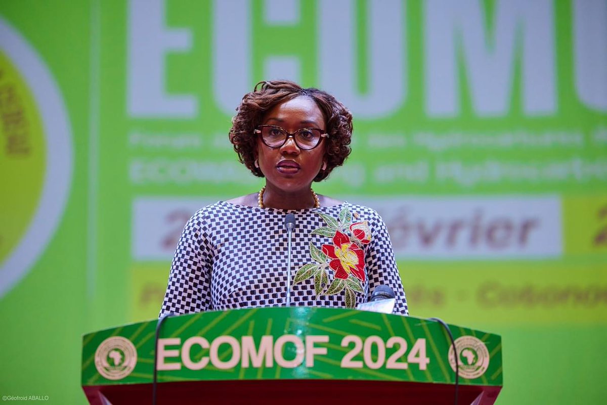 KossLogbo's tweet photo. Ouverte ce 22 février 2024, le forum @ECOMOF2024 a vu la présence de sponsors de grandes institutions financières et fut marquée par 03 allocutions dont celle du Ministre en charge des mines du Bénin, du Ministre d'État et de la présidente de la commission CEDEAO.

#Madame_Mine https://t.co/HrWkLmJlrj