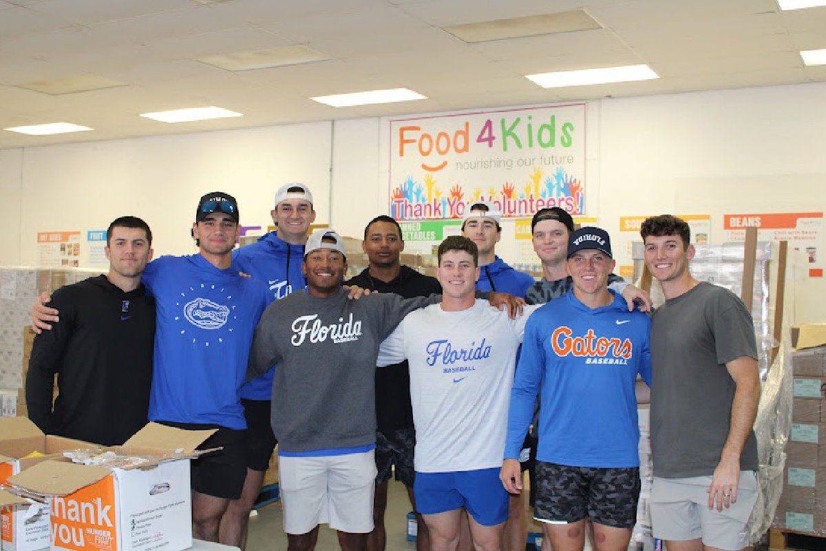 Had a great time packing over 200 bags that will be given to feed children this weekend! Food4Kids does amazing work on behalf of hungry kids. Show your support online at food4kidsfl.org @F4KNFL @Fl_Victorious #FVFoundation Sponsored by @forthepeople