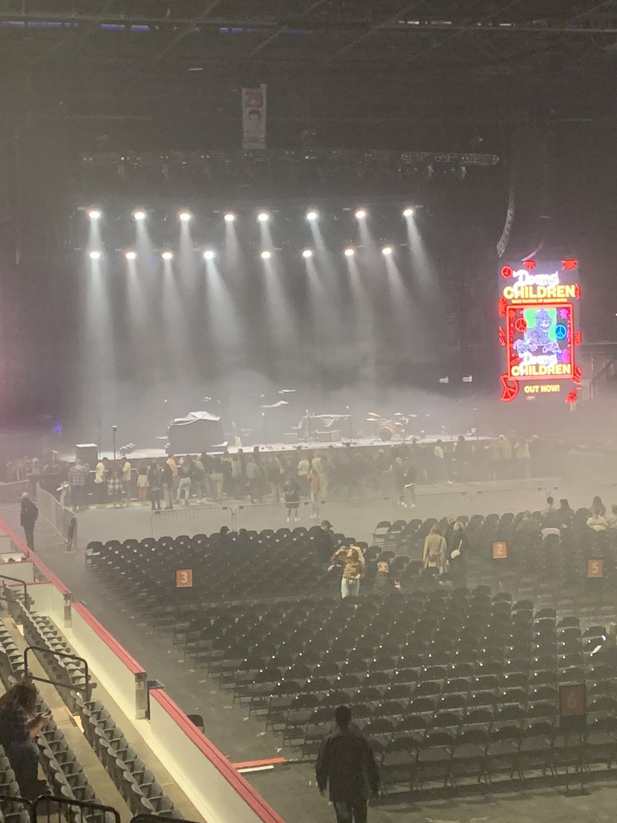 DunphyKenton's tweet photo. Date night @NRateliff and @cityandcolour !! https://t.co/EWnfeQsptB
