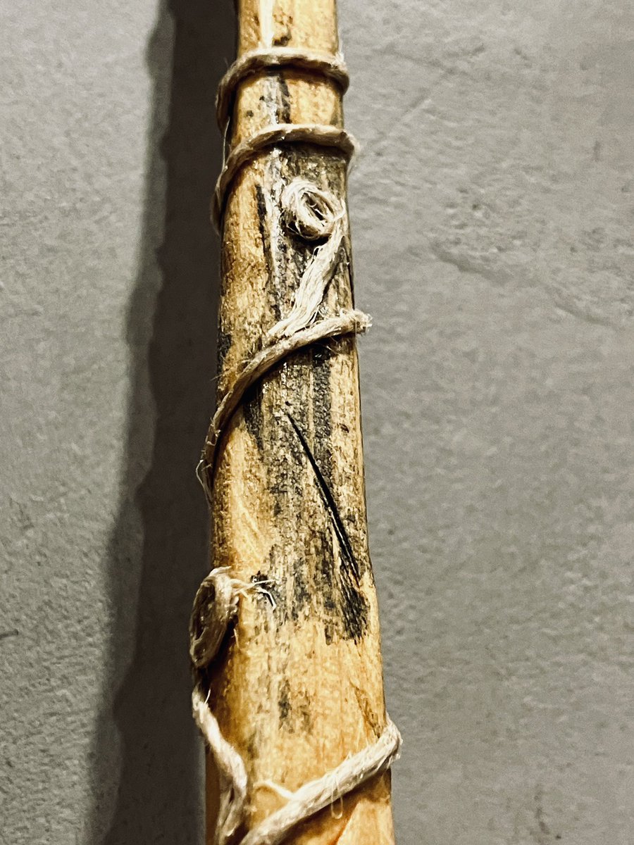 Meine Tochter bat mich heute darum, ihr einen Zauberstab zu machen. 

Wie findet ihr‘s bisher?