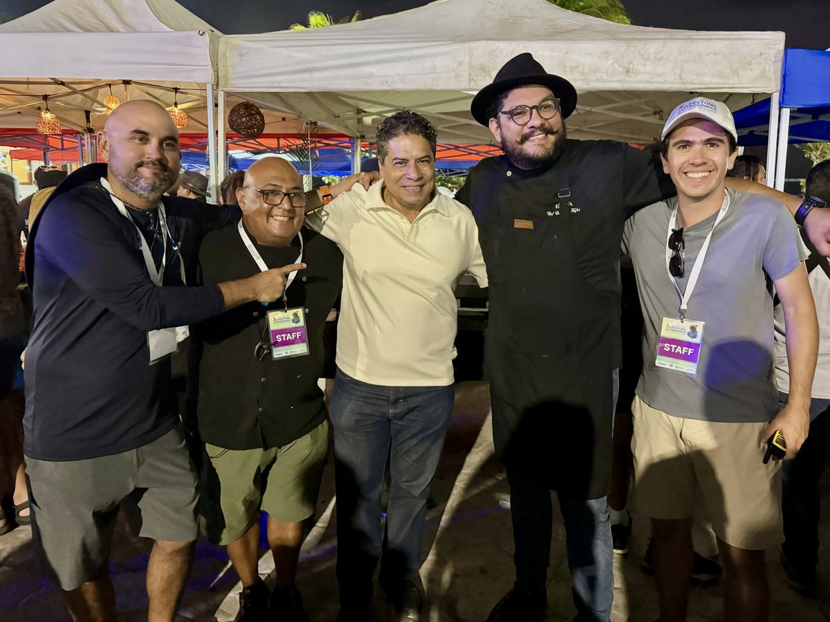 Lenin Amaro B. tweet media