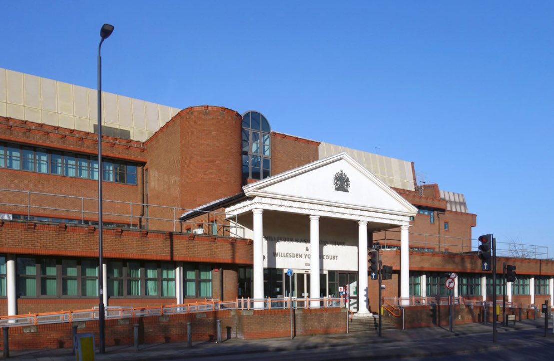 Huge pleasure to recognise the wonderful Willesden magistrates &amp; court teams.  Magistrates deal with almost all our court cases &amp; complete ~95% of them. And are unpaid members of the public who volunteer 13 days of their time a year to making a difference. 
Truly unsung heroes ❤️