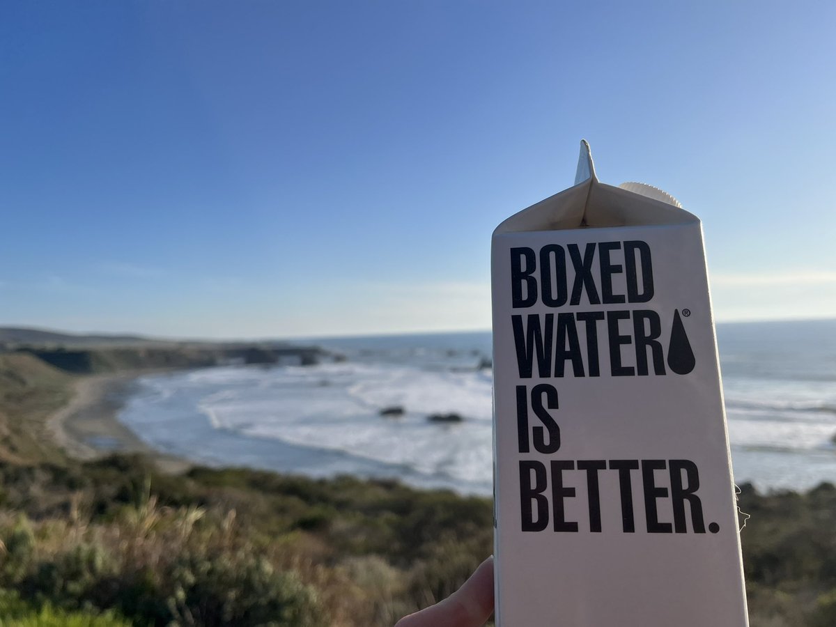 GutieBootie's tweet photo. Drank some boxed water while in Big Sur. @boxedwater  Please plant the trees! #betterplanet https://t.co/U0oJnfcNKX