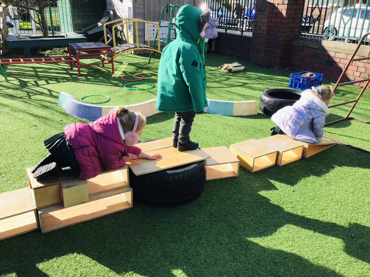 EYFSSJV's tweet photo. Lots of jumping, travelling and balancing outside today - we even built our own obstacle course to get across! #SJVPE https://t.co/RfdPI9gRlj