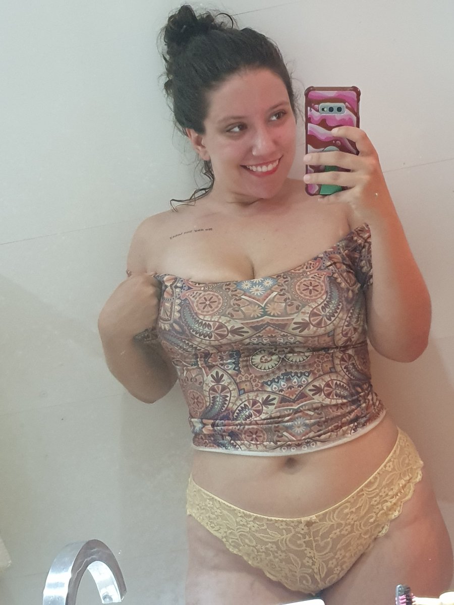 Niccp_'s tweet photo. Follow me for more #onlyfans #onlyfans_girl 
https://t.co/oktgdXMsg1 https://t.co/CXryihdjyG