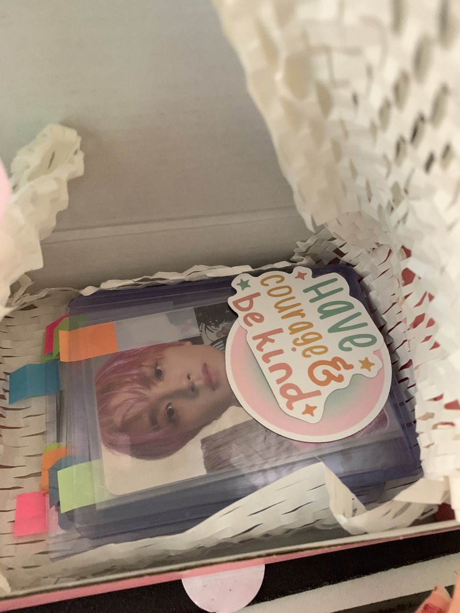 ✮ ⋆ ˚｡𖦹 ⋆｡°✩ 💌 

mail from:  <a href="/mine4roe/">roeᡣ𐭩</a> 

hello! my nct pcs came home safely and securely! luv the packaging and the freebies thank u so much for the fast transac 🫶 

#tnx4roe