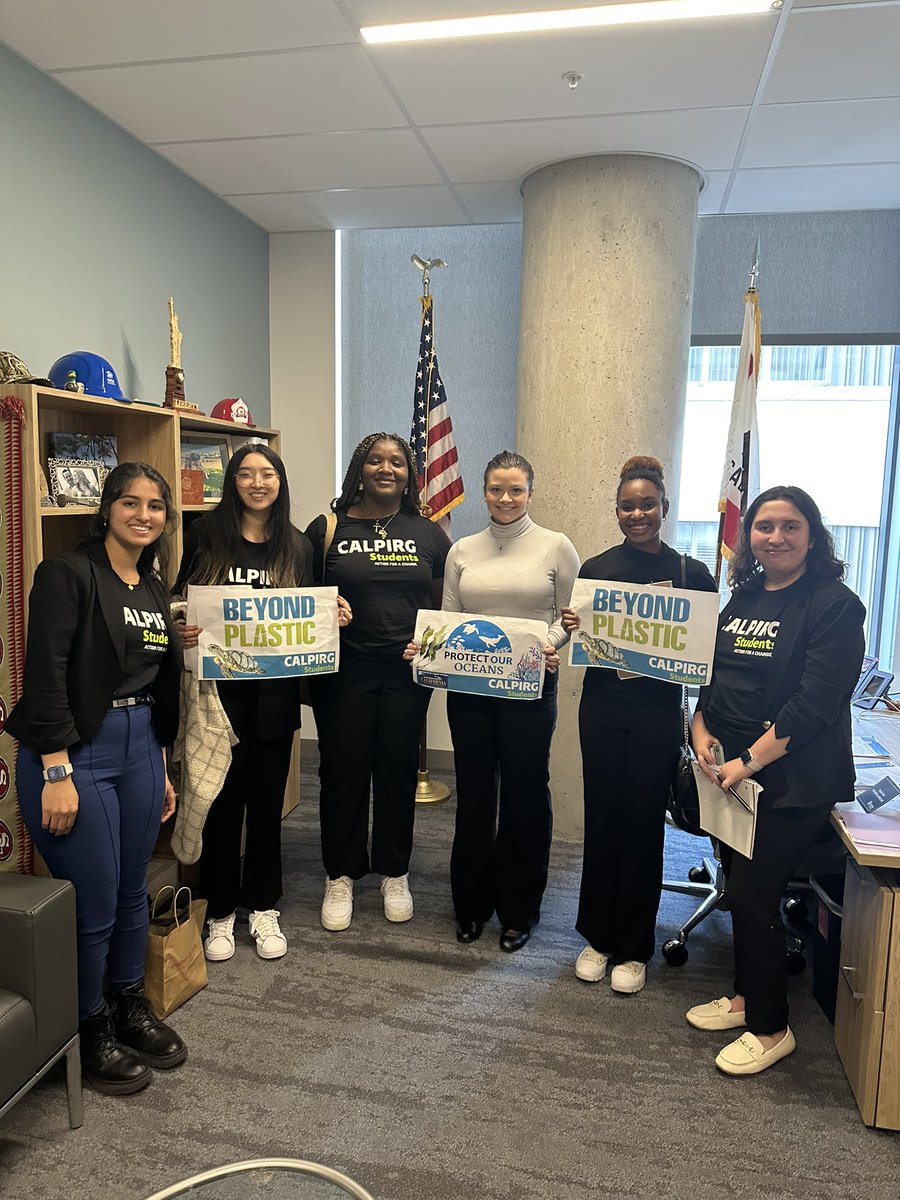 J4neeee___'s tweet photo. Thank you @Patterdude and your office for meeting with  @UCLA @CALPIRGStudent today for our Annual Lobby Day!  California can keep leading the way on fighting plastic pollution!#LobbyDay2024 #BreakFreeFromPlastic #ProtectOurOceans https://t.co/enAsLgo2mU