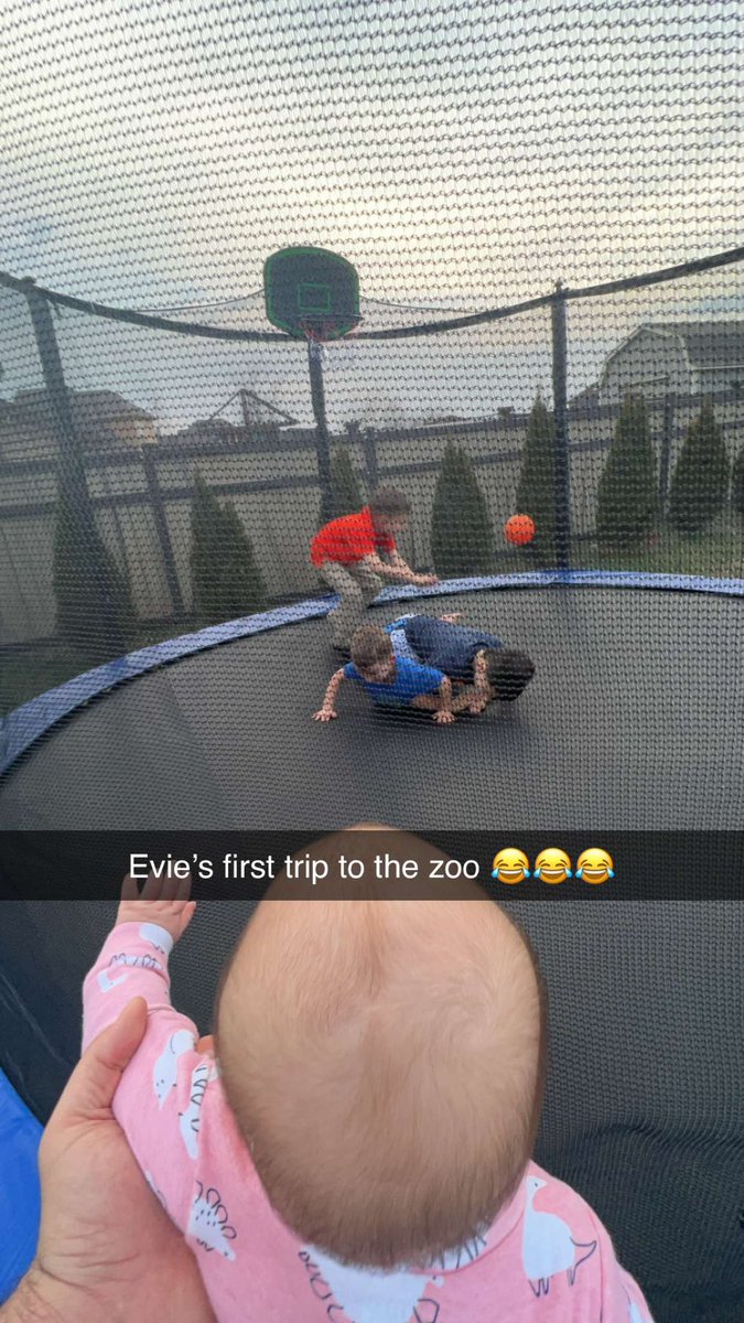Evie’s first trip to the zoo!! #PAC #PerryFam