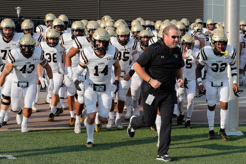 #AGTG After a Great Phone call with <a href="/stugfb/">Jed Stugart</a> I’m blessed to say I have received my 2nd D1 scholarship offer from <a href="/LindenwoodFB/">Lindenwood Football</a> !! <a href="/coachgarcia57/">Alex Garcia</a>
<a href="/BallCoachDenver/">Denver Johnson</a> <a href="/_CoachGoose/">Jarrett Grabbe</a>
 ￼