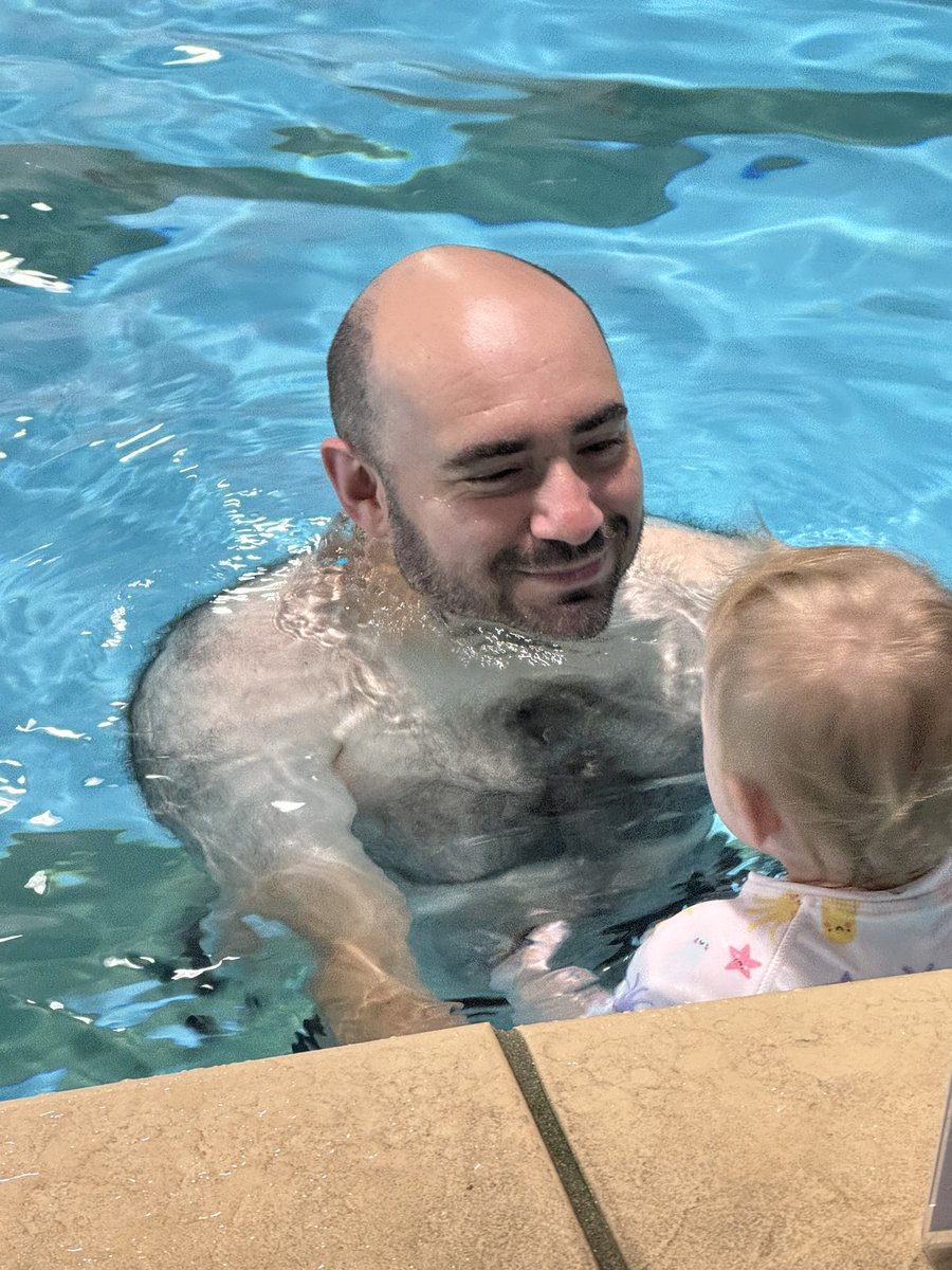 DrMummaBear's tweet image. “No other love in the world is like the love of a father has for his little girl.”

Love our little #family so much &amp;amp; my heart just bursts when I see how wonderful @leighlo is with our girls 

#karma🫶🏼 
#realfather 
#theapplefallsfar