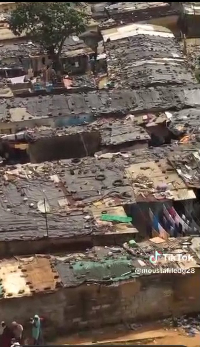 DiabyMo74822145's tweet photo. @central_sage #CI_🇨🇮
De vous à moi est ce que cet endroit reflète réellement la Côte d'Ivoire ??
BORIBANA signifie en Dioula : la fin de la course, course contre la misère, la résilience face à pauvreté ...etc
Il est vraiment temps, grand temps de donner à notre pays son visage. https://t.co/VtN8p5mW6u
