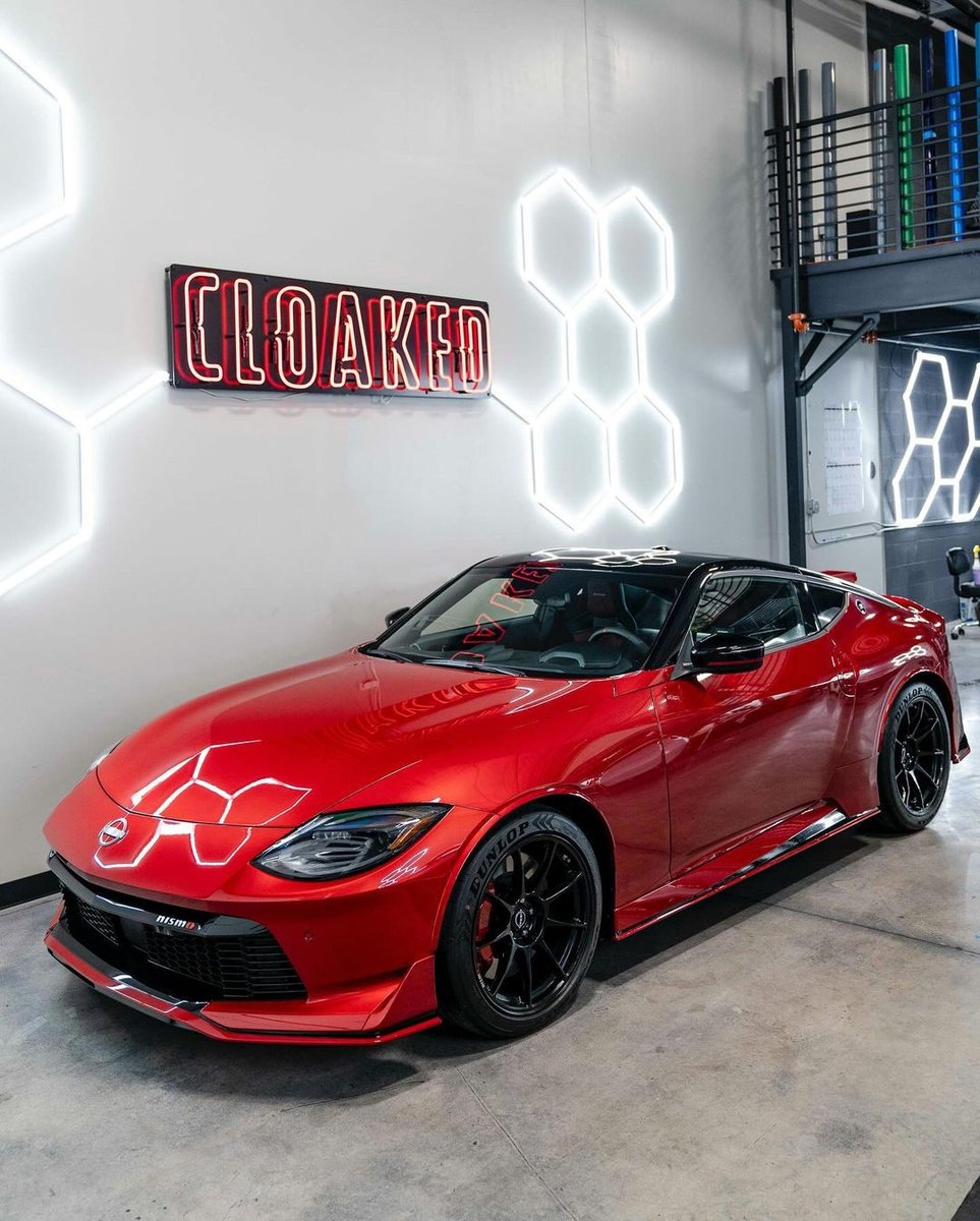 stek_usa's tweet photo. We absolutely love the color on this Nissan Z NISMO edition, and when you love something, you protect it! The owner of this Z did exactly that and elected to protect the full body of this beauty with DYNOshield, and we’re sure glad they did. #STEKrevolution #PPF https://t.co/aHQnUUj2ey