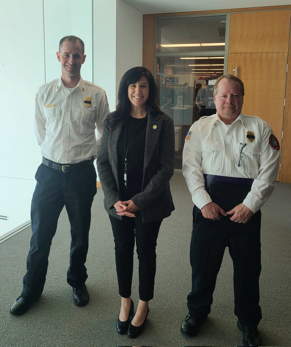 Thank you to Vadnais Heights and White Bear Lake firefighters for stopping by the Capitol today. I am always thankful for your partnership in this work.