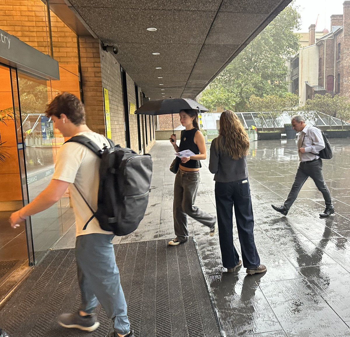 Great response outside UTS leafleting for our forum tomorrow 12pm. UTS Staff for Palestine has an open letter calling for the university to call for a ceasefire and end institutional complicity. Cut ties with Israeli institutions and weapons companies profiting from genocide !