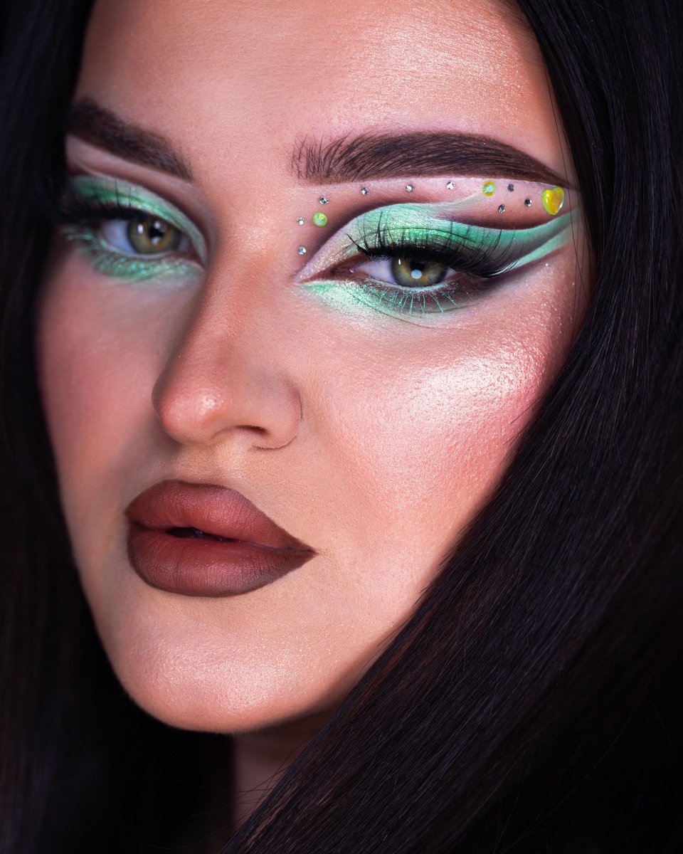 lamariomakeup's tweet photo. #PistachioDay 

@ABHcosmetics @Sephora @MakeupByMario @tartecosmetics @kyliecosmetics @MACcosmetics https://t.co/C1v3uLFxwP