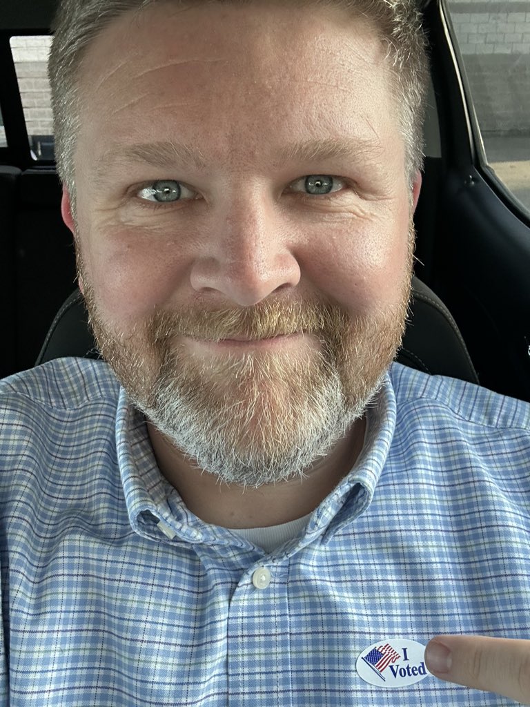 mrThamilton's tweet photo. I voted for my students. I voted for my staff. I voted for our community. I voted for public education. I voted my fellow administrators. #txed #blockvote #t4pe https://t.co/dDYNWzkVgA