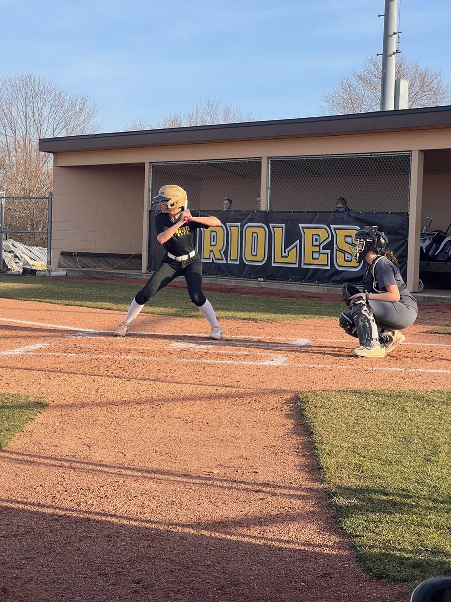 Avon Oriole Softball tweet media