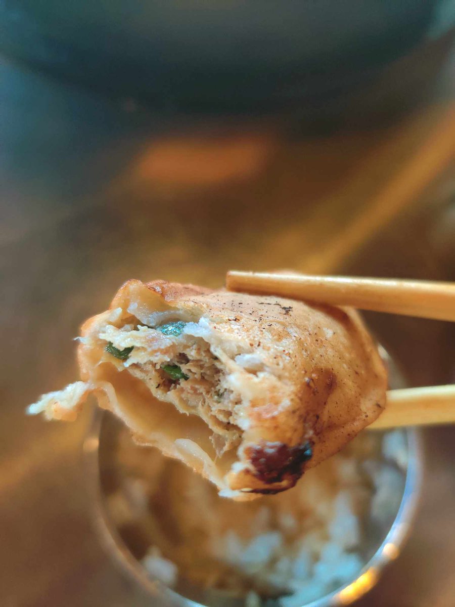 bliz452's tweet photo. Had a great time today with my gf at #CastIronPot. It was great to be here eating flavorful foods. It was on point and was delicious as our first time around a few years ago. I would recommend you guys to try this place whenever you're around in NYC. https://t.co/6dHQvo50dA