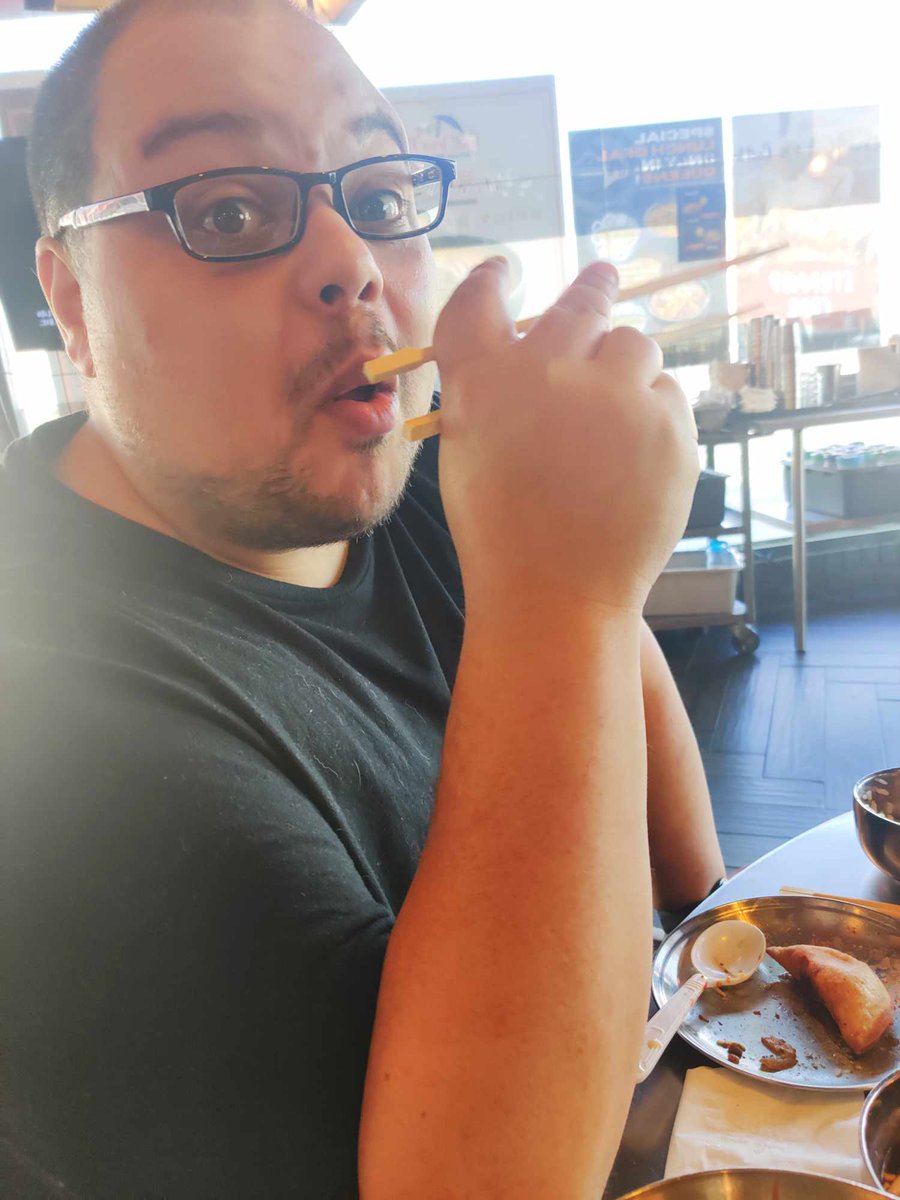 bliz452's tweet photo. Had a great time today with my gf at #CastIronPot. It was great to be here eating flavorful foods. It was on point and was delicious as our first time around a few years ago. I would recommend you guys to try this place whenever you're around in NYC. https://t.co/6dHQvo50dA