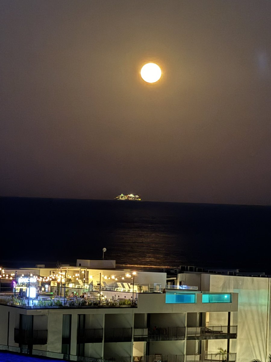 Thomas (Tom) Cox tweet media