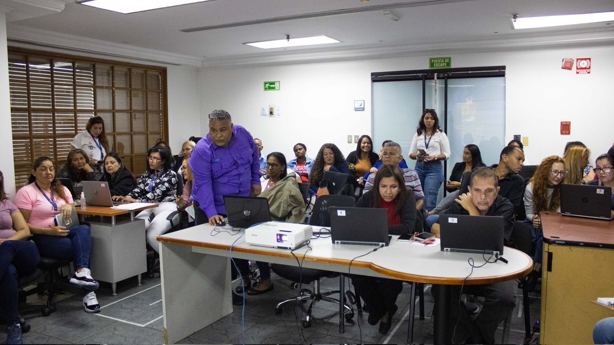 gladysrequena's tweet photo. Esto nos permitirá además organizar procesos para garantizar la comprensión del producto y servirán a las futuras Inspectoras y los futuros Inspectores de Tribunales para el buen desempeño y buenas prácticas en las Inspección y Vigilancia de los Tribunales de la República.⚖️🇻🇪 https://t.co/eFUM0ABOb3