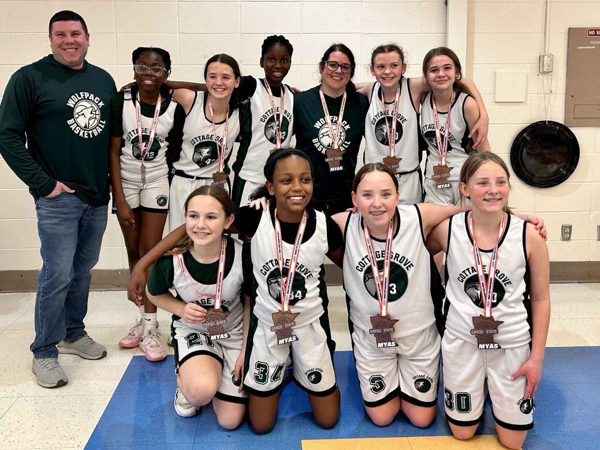 ParkGirlsB's tweet photo. More congrats to the CGAA teams who finished in medal rounds at Grade State Championships.
4B (H. Greene) 5th place (3-1)Tier 3
6C (A. Reeves) Consolation Champs (3-1) Tier 10
7B (J. Ellingson) State Champs (4-0) Tier 6 - last 3 wins all by one point ๐๐๐ https://t.co/mU9nK1yw4C
