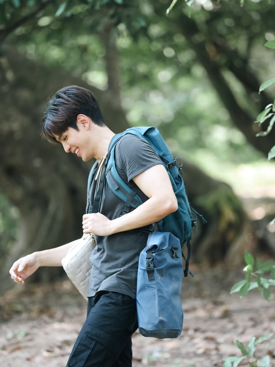 FilmtnpStudio's tweet photo. “ยิ่งเจ็บยิ่งรัก” Ost. #วิมานสีทอง 

official MV มาละน้า 🩵

ปล่อย #วิมานสีทองep11 ไปทะเลอันดามันก่อง มาฟังเพลงกันค้าบ 

🔗 https://t.co/6CMriW3ACx 

#FilmThanapat
#ฟิล์มธนภัทร https://t.co/J2gvLJ0HgY