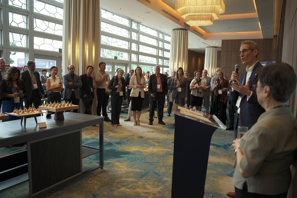 Day 1 of #CIAC2024: Agrifood concluded with a reception with remarks delivered by the Hon. Pierre Pettigrew, Chair of the Board of APF Canada, and @Jeandoieraci, High Commissioner of @CanHCSingapore. We look forward to continuing the exchange of dialogue in the week ahead!