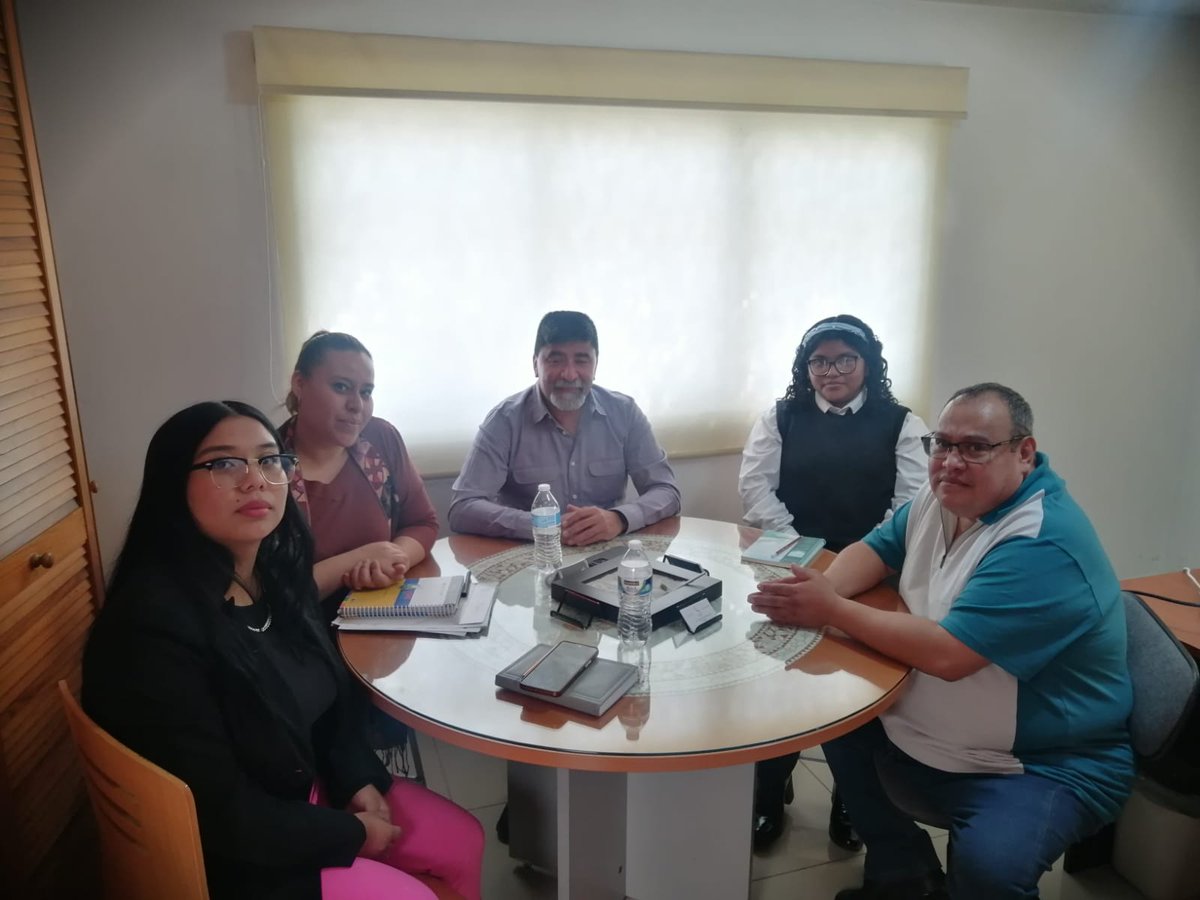 ConalepBQA's tweet photo. Convencidos que el Sistema de Formación DUAL es la puerta de entrada a la empleabilidad, el día de hoy se efectuó la visita de seguimiento a la Institución Olvera Espinosa, contadores y auditores.
@Conalep_Edomex 
#ApasionadamenteCONALEP
#ElPoderDeServir
#25añosapasionadamente https://t.co/yh8UCNJUyE