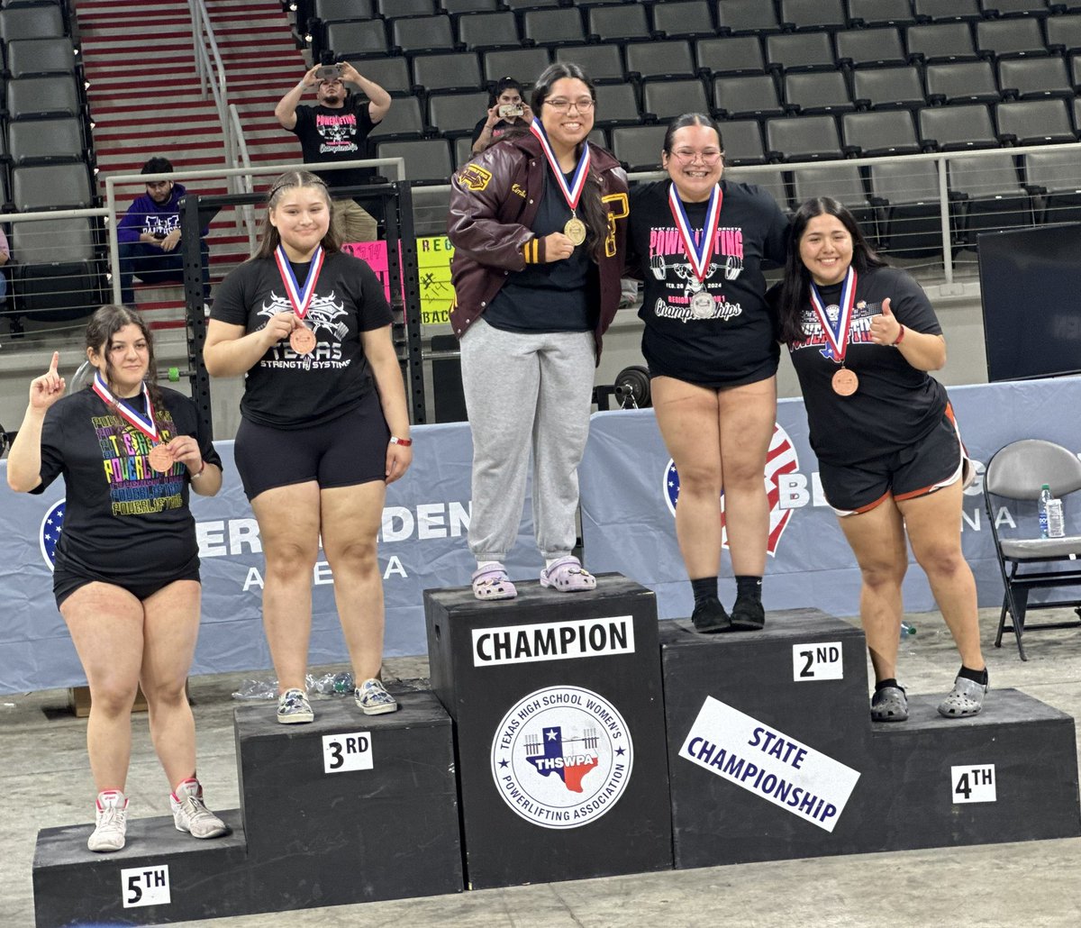 _ECAthletics's tweet photo. Congratulations to our State Qualifier Nevaeh Baca 🥈 - 195 WT Class! @_ECPowerlifting @ArriolaSuzette @ECISDtweets @booster_ec https://t.co/YFJG8hMHLm