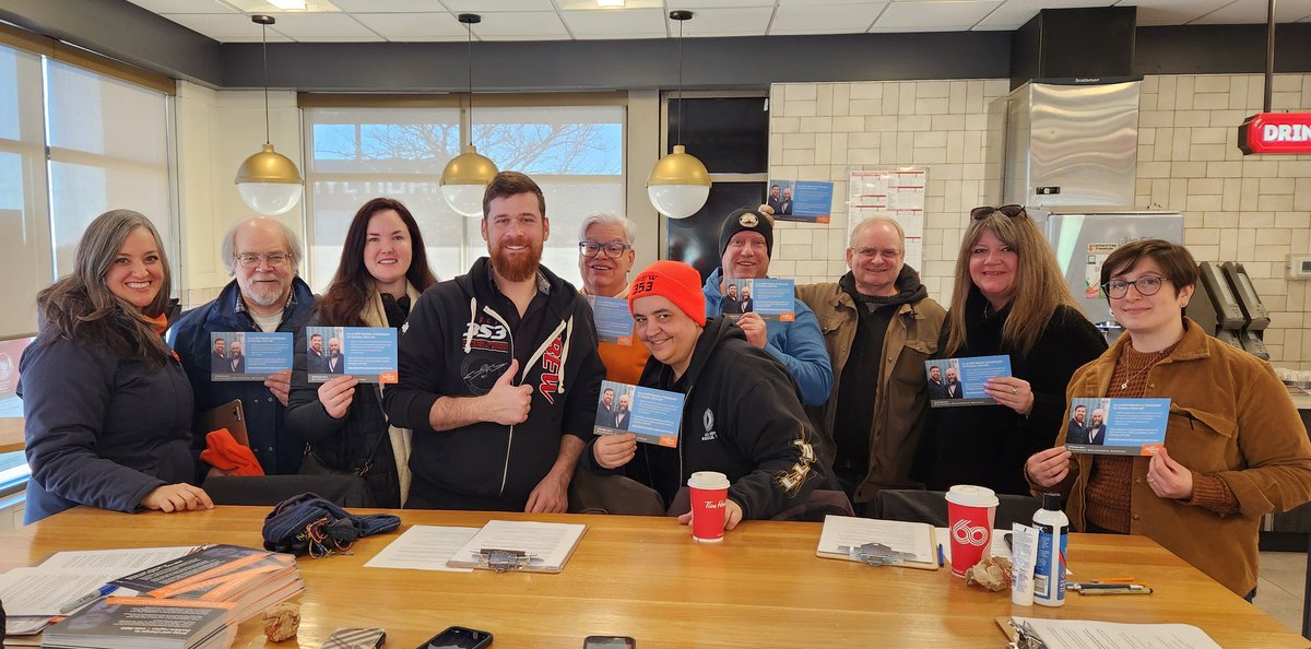 jennkfrench's tweet photo. A crisp &amp; cold winter weekend out canvassing for @ChrisBorgia8 w labour leaders &amp; Marit Stiles! The Durham by-election is March 4th - a chance to send a committed &amp; strong representative to Ottawa for #Durham! #voteNDP https://t.co/AYC7yemySO
