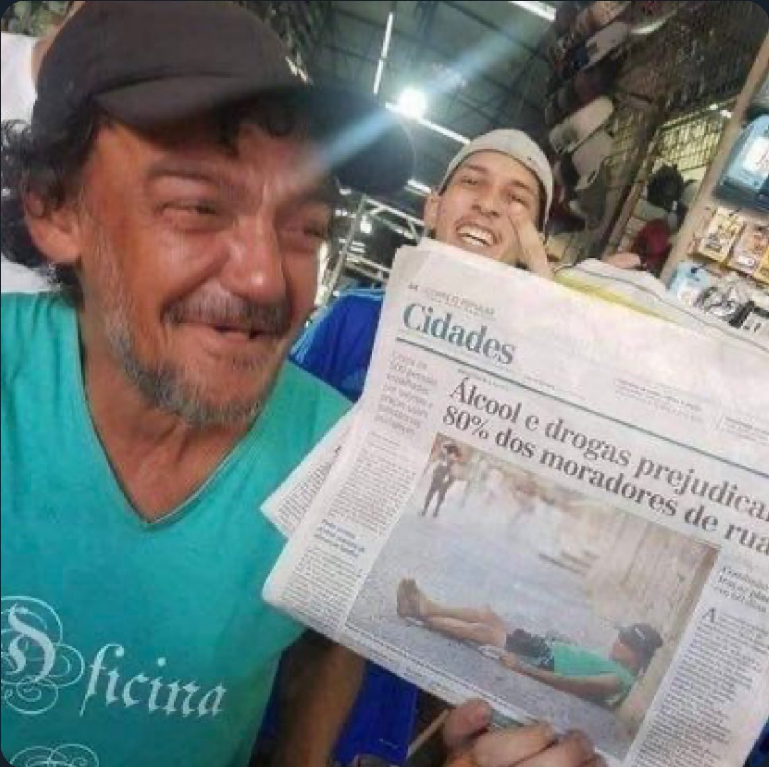 <a href="/eldiariodedross/">DROSS</a>