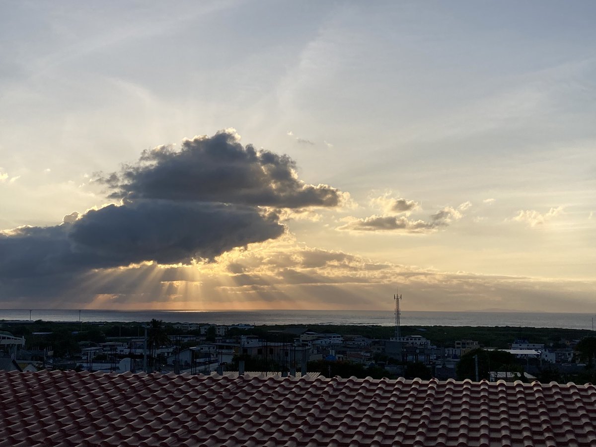 Fieldwork isn’t too bad….  #newPI #fieldwork #galapagos #SanCristobal #PuertoBaquarizoMoreno #LuckyPI