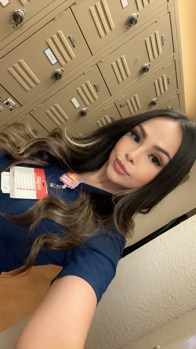 melissaanahixo's tweet photo. Is it 7pm yet https://t.co/kALBuxCXnb