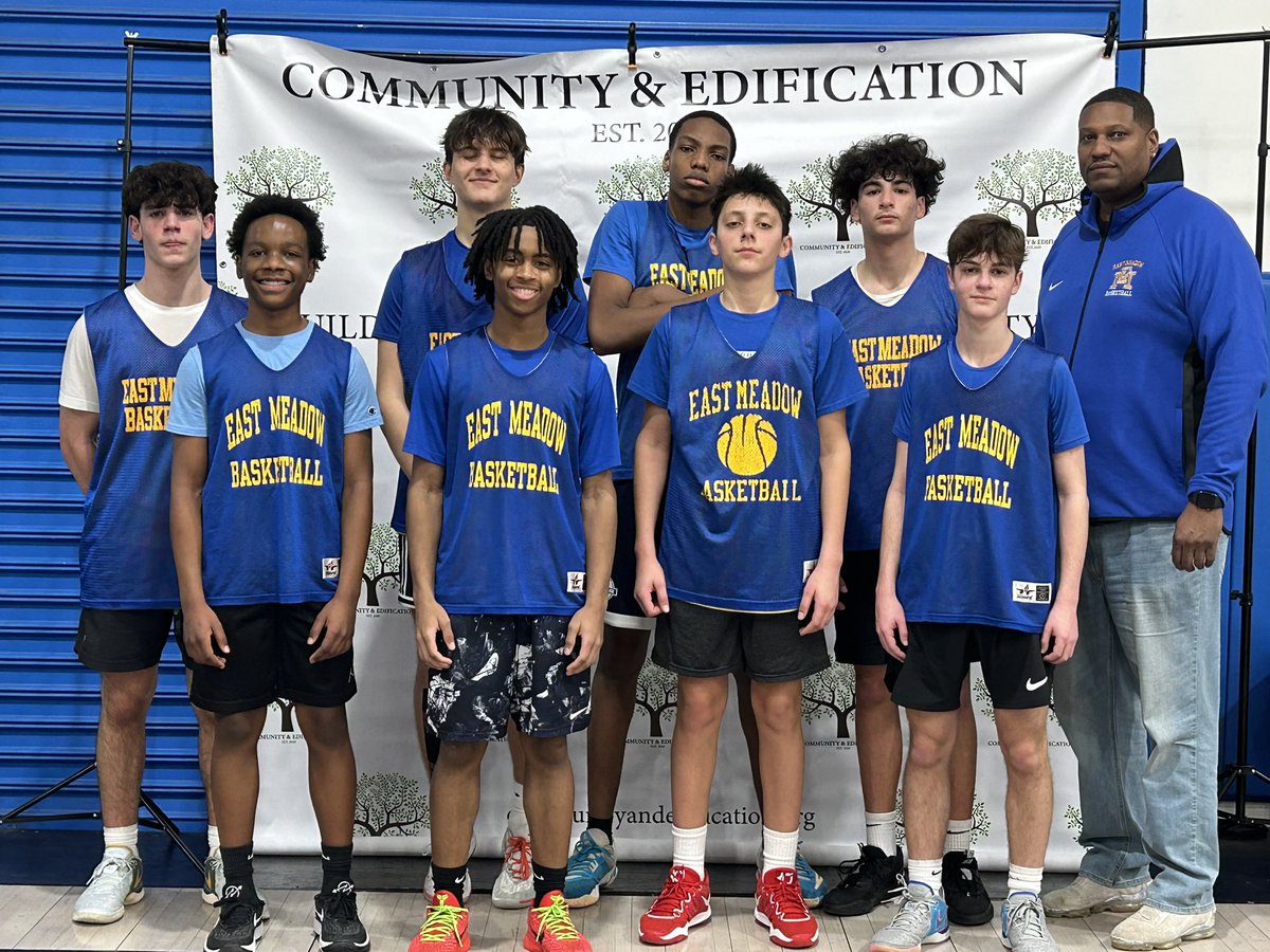 Coach Roheen Oats tweet media