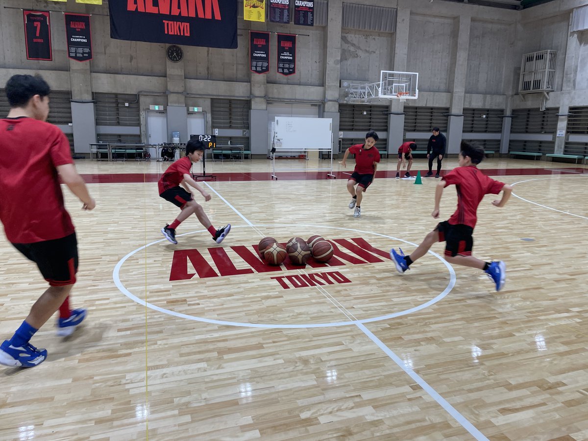 ALVARK_TOKYO's tweet photo. #BリーグHope #そなえてバスケ by #日本郵便
そなえてバスケ杯開催中🏆

クラブ防災アクション #3week に #ディフェンスアクション を9回実施！
実施したコーチ🗣️「防災の知識だけでなく、バスケットと合わせることで子どもたちが楽しく学ぶことができました！」

詳細は▶︎https://t.co/zXzuYWfa4J https://t.co/Ek5pfnWRZk