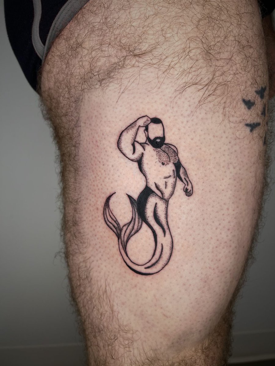 Welcome @tattookev_nyc to Twitter 😈

If you’re looking for a hot gay tattoo, @tattookev_nyc is the artist for you!!