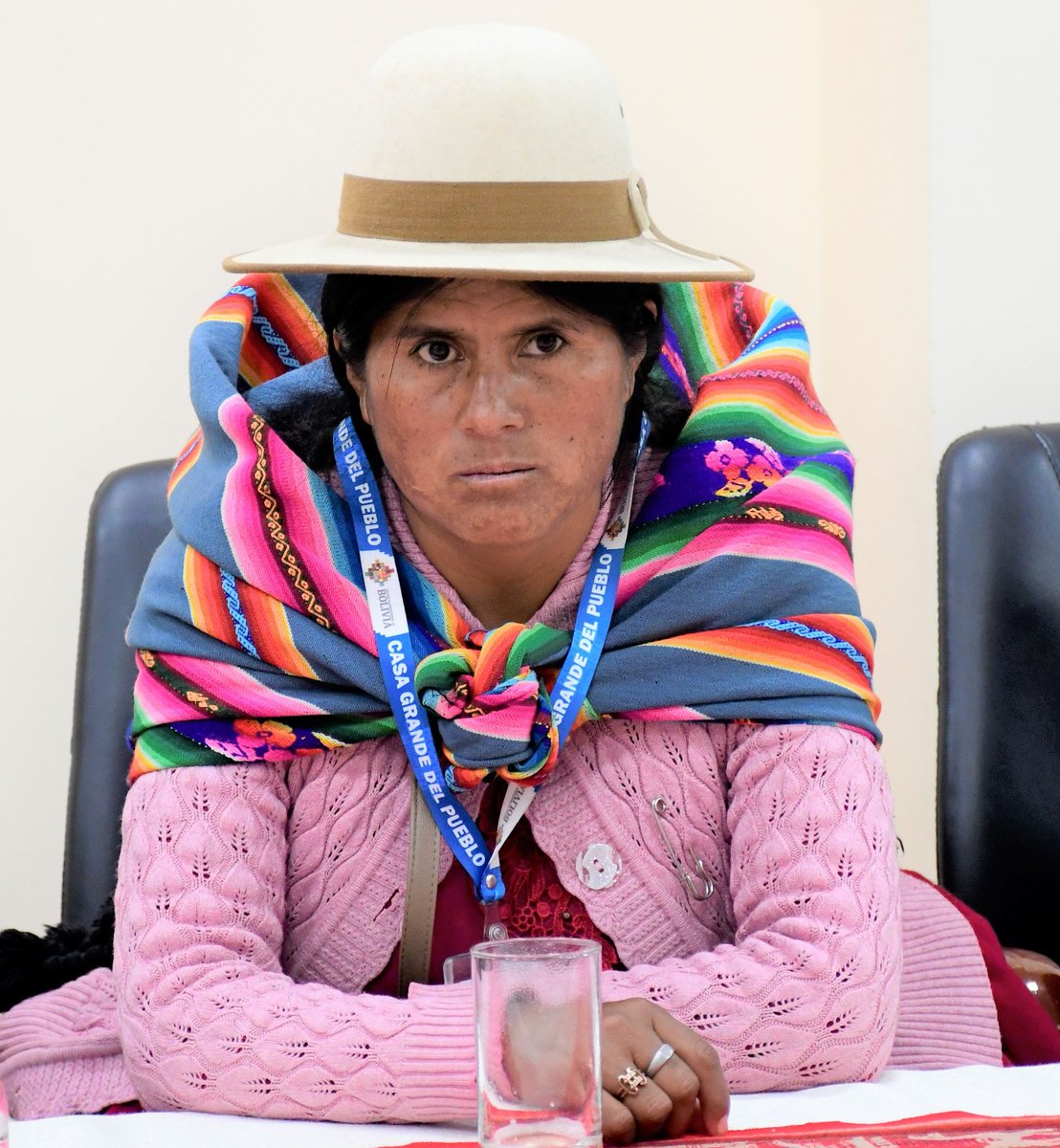 EdgarPary71's tweet photo. Hoy tuvimos la oportunidad de  reunimos con nuestros hermanos de la FESORC para tratar distintos temas pensando siempre  en seguir mejorando la formación en todo el territorio boliviano,  principalmente, en el área rural. https://t.co/cFrkBGDJRB