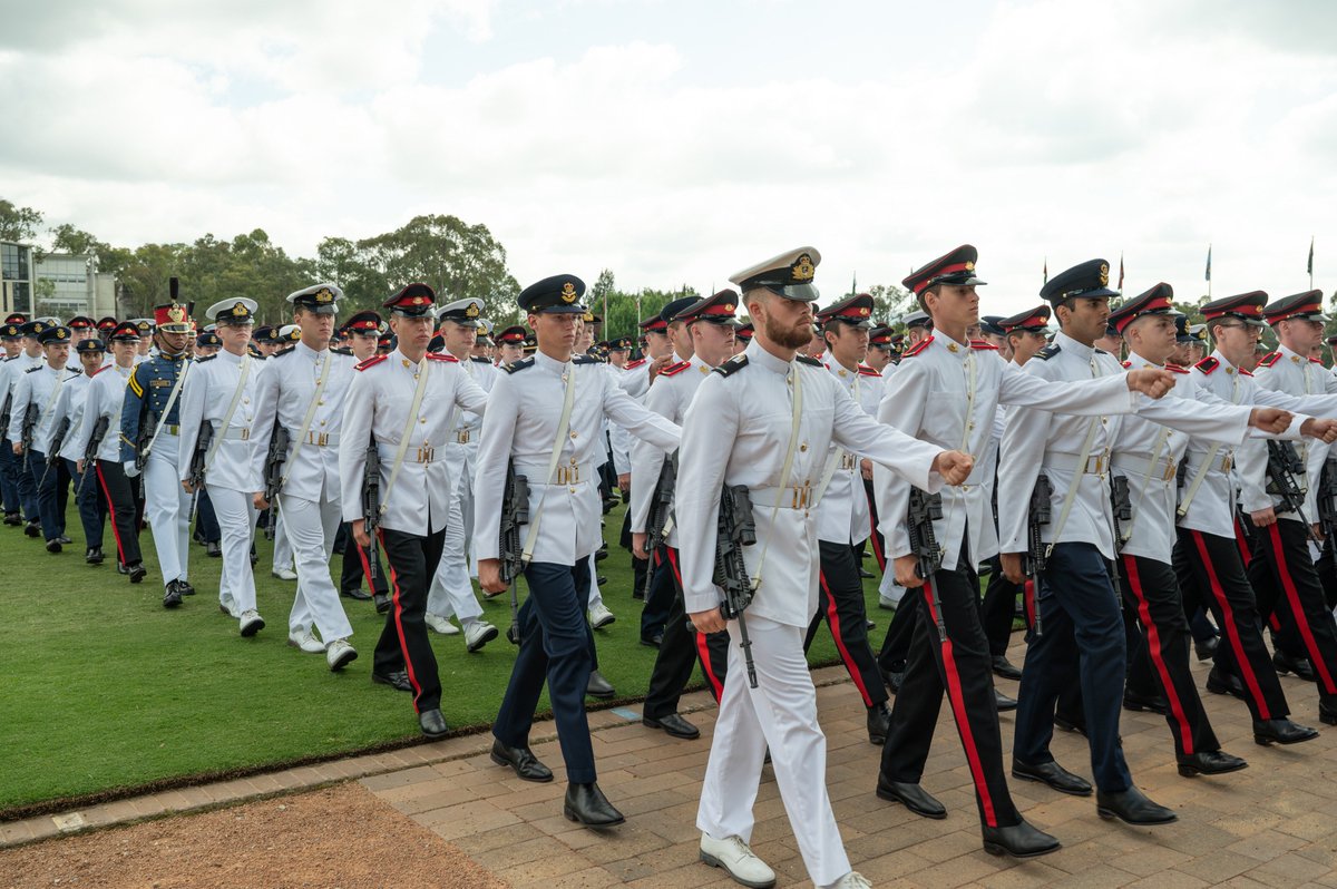 The @CDF_Aust Parade marks the completion of initial military training by Year One Midshipmen and Officer Cadets, an important step in their progression towards a career with #YourADF. Best wishes to our incoming ADFA Trainee Officers as they make this significant step.