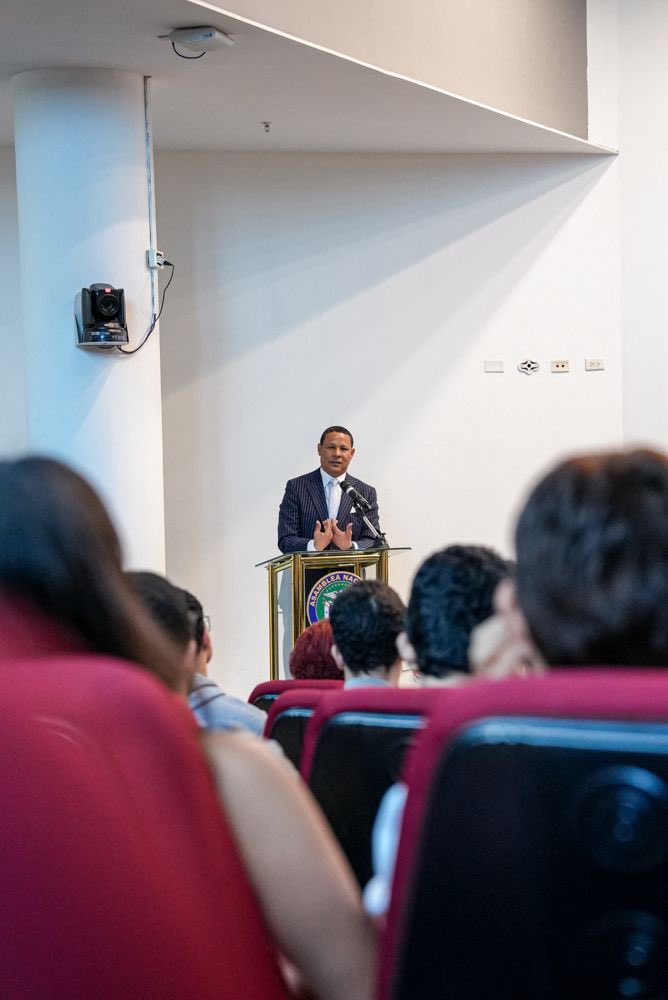 Hector Brands tweet media