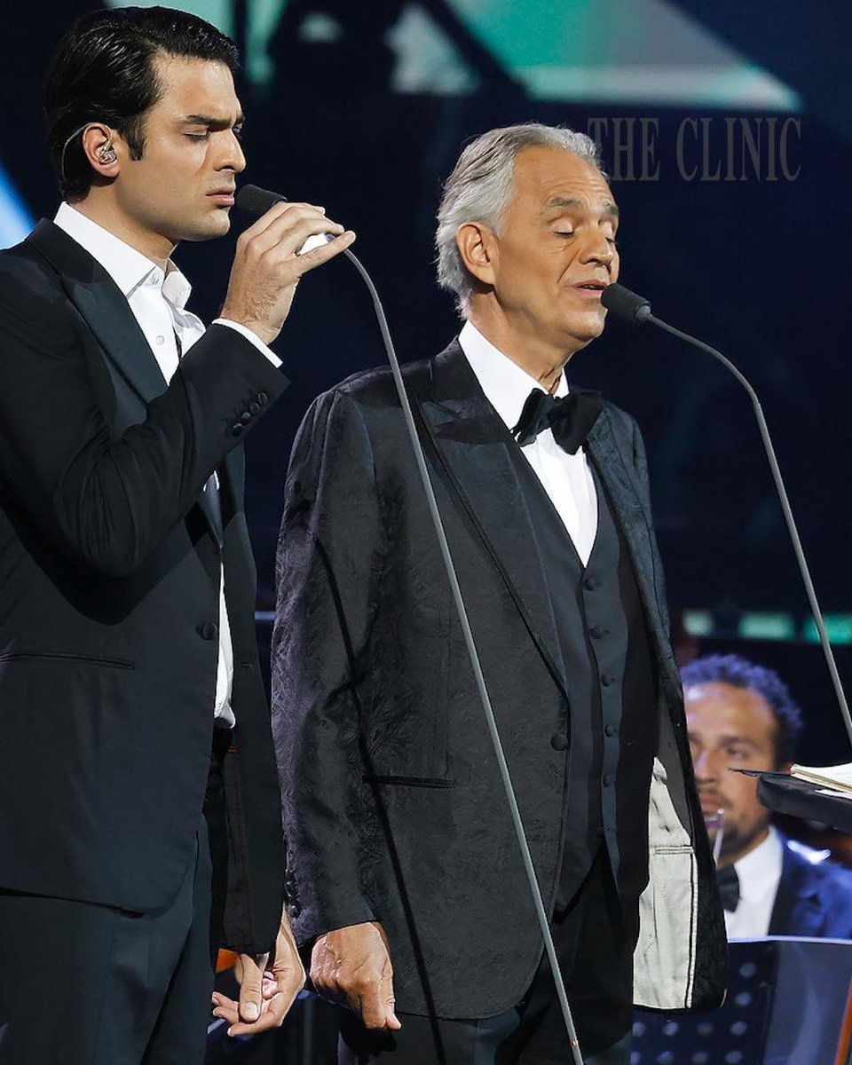 Si podemos ver un espectáculo de categoría mundial como el de esta noche ¿por qué hemos caído en peso pluma y similares?